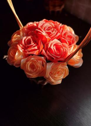 Букети троянд з атласних стрічок5 фото