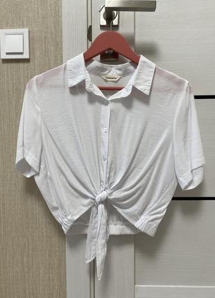 Женская укороченная белая рубашка сорочка кроп топ