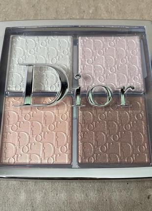 Christian dior backstage glow face palette highlight & blush палетка хайлайтеров, 002 glitz