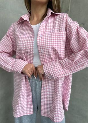 Женская хлопковая рубашка розовая в клетку в размерах s-l классическая свободного кроя на пуговицах5 фото