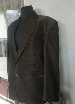 Модный,фирменные пиджак в рубчик,классный,с переливом.bogie.2 фото