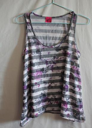 Майка в полоску с цветочным принтом