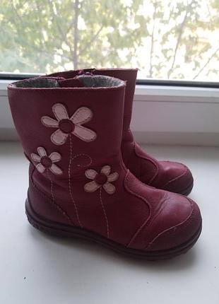 Сапожки из натуральной кожи на девочку