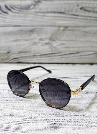 Солнцезащитные очки овальные,, унисекс в золотистой металлической оправе  (без бренда)