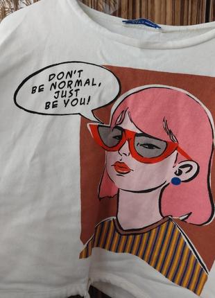 Крутой укороченный свитшот zara don't be normal, just be you9 фото