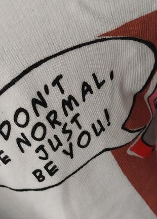 Білий укорочений оверсайз світшот zara don't be normal, just be you9 фото