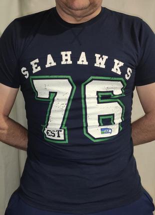 Стильная новая сток катон фирменная футболка. new era.seattle seahawks.м2 фото