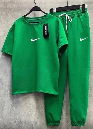 Жіночий спортивний костюм4 фото