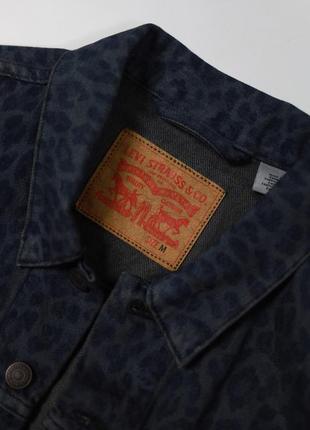 Джинсова куртка levi’s leopard print5 фото