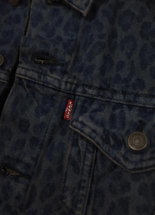 Джинсова куртка levi’s leopard print4 фото