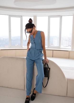 Трендовый женский деловой костюм жилетка и брюки необычный комплект