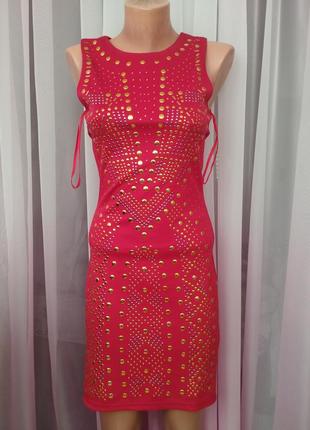 Платье облегающее красного цвета2 фото