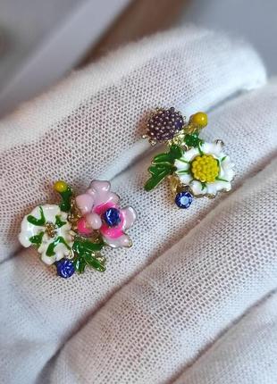 Шикарні сережки квіти з кераміки5 фото