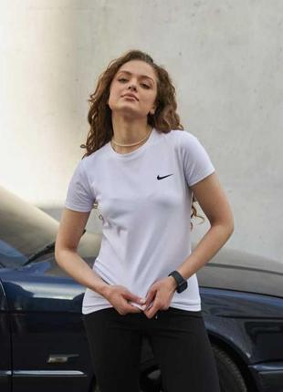 Футболка nike женская белая2 фото