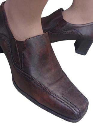 Кожаные винтажные женские туфли полуботинки#квадоатный каблук  jana