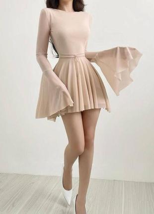 Платье из воздушной ткани