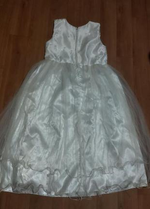 Гарне біле плаття для дівчинки на 8-9 років2 фото