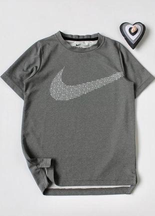 Футболка спортивна nike dri-fit (оригінал) 8-10 років, 128-137 см