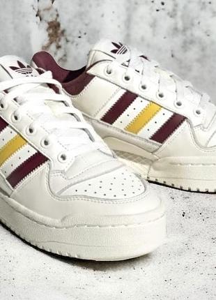 Кросівки adidas оригінал 39 1/36 фото