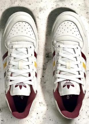 Кросівки adidas оригінал 39 1/37 фото