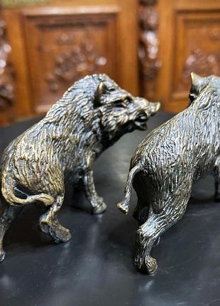 Пара кабанов,венская бронза.