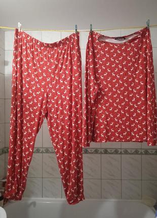 Червона жіноча піжама з оленями дуже великого розміру1 фото