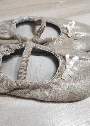 Зручні текстильні чешки h&amp;m, балетки для танців 30-31 розмір3 фото