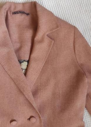 Женский пиджак персикового цвета.2 фото