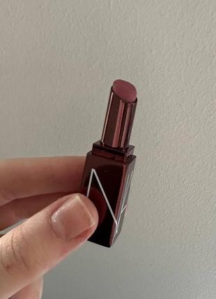 Nars afterglow lip balm бальзам для губ у відтінку fast lane  1.3 g4 фото