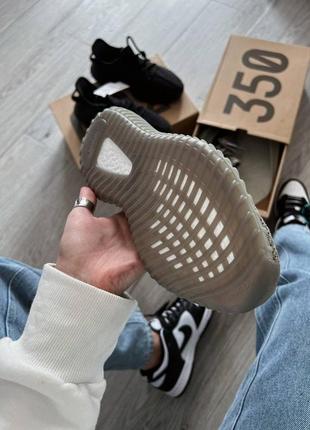 Классные женские и мужские кроссовки adidas yeezy boost 350 v2 granite коричнево-серые6 фото