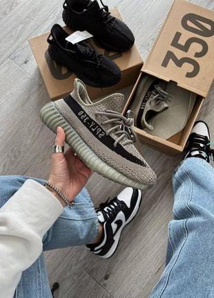 Классные женские и мужские кроссовки adidas yeezy boost 350 v2 granite коричнево-серые5 фото