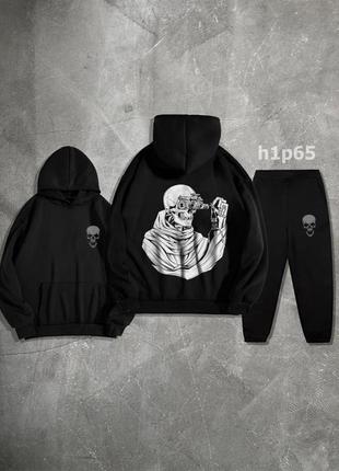 Чоловічій демісезонний костюм