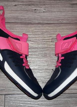 Кроссовки р.27-28