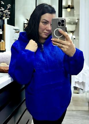 Стильная женская куртка альпака