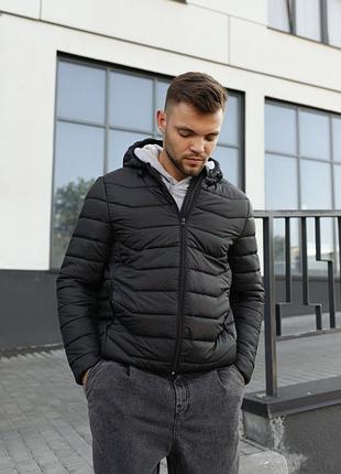 Мужская весенняя куртка хорошего качества