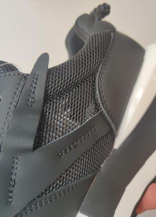 Жіночі кросівки шкіряні сітка чорні демісезонні 36-40 кроссовки женские кожаные lonza10 фото