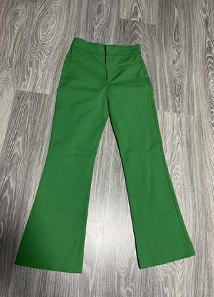 Класичні зелені брюки штани кльош flare zara5 фото