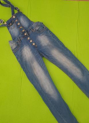 Джинсовий комбінезон