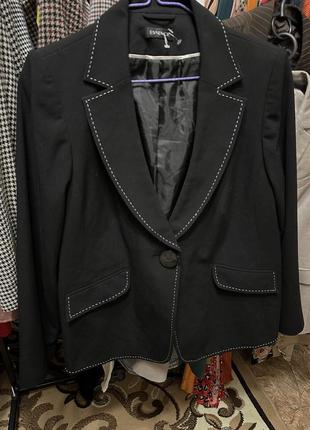 Черный стильный пиджак l-xl1 фото