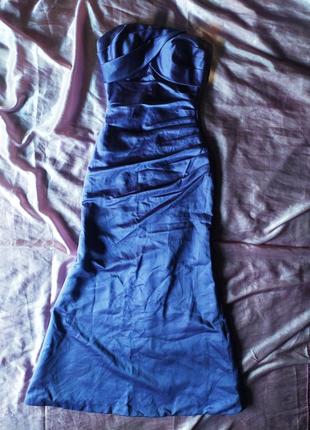 Чудове вечірнє плаття