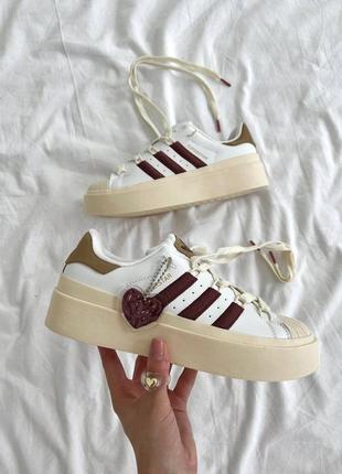 Adidas superstar beige red