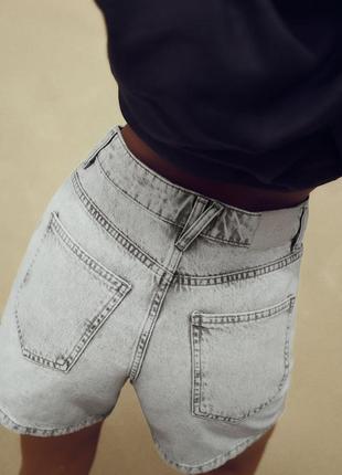 Светло-серые джинсовые шорты zara / светло-серое джинсовое шорты mom fit2 фото