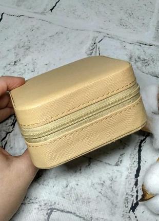 Органайзер для зберігання прикрас, скринька для біжутерії квадратна 9,5х9,5х4,5 бежева