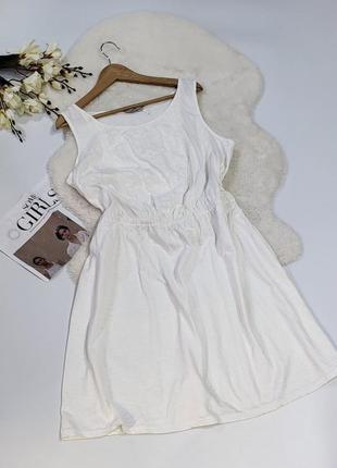 Платье белое с кружевом коттоновое