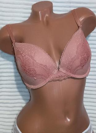 Бюстгальтер з мереживом
