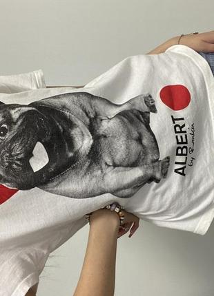 Белая футболка comic relief с собакой мопсом6 фото