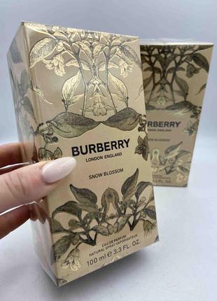 Burberry snow blossom парфюмированная вода 100мл