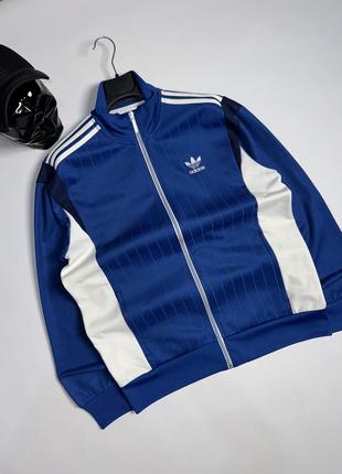 Олімпійка adidas