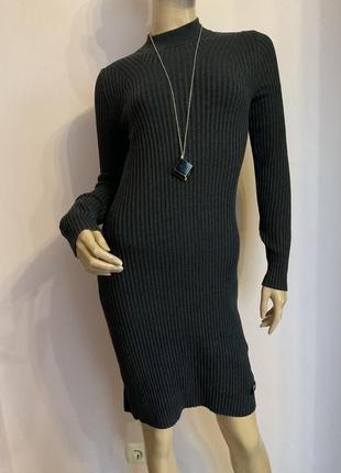 Трикотажное облегающее платье в рубчик/xs/ brend g- star1 фото