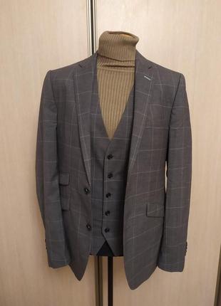 Пиджак и жилет. тонкая шерсть